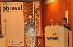 Fecomércio participa de evento nacional da Abrasel